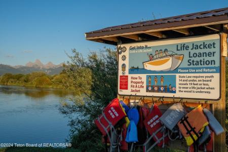 3644 VALLEY Drive, Tetonia, Idaho 83452, USA