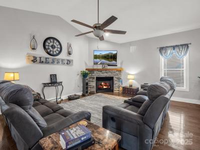 2238 Mintew Circle, Lincolnton, 노스 캐롤라이나 28092, 미국