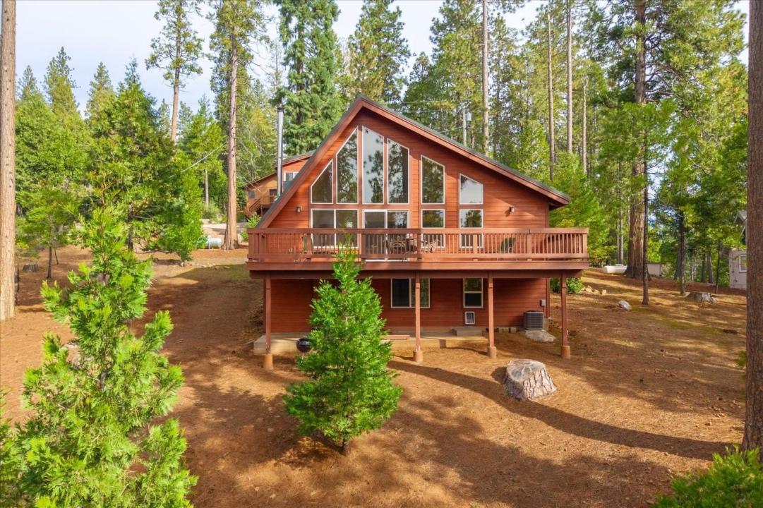 1925 Michele Way, Arnold, California 95223