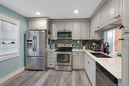 1030 NW 107th Ave 1030, Pembroke Pines, Florida 33026, USA