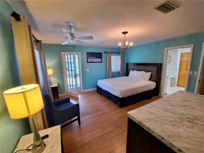 6050 57TH, St Petersburg, Florida 33709, USA