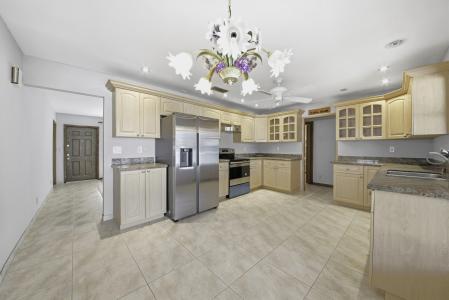 309 SE 4th Street, Dania Beach, Florida 33004, HOA KỲ