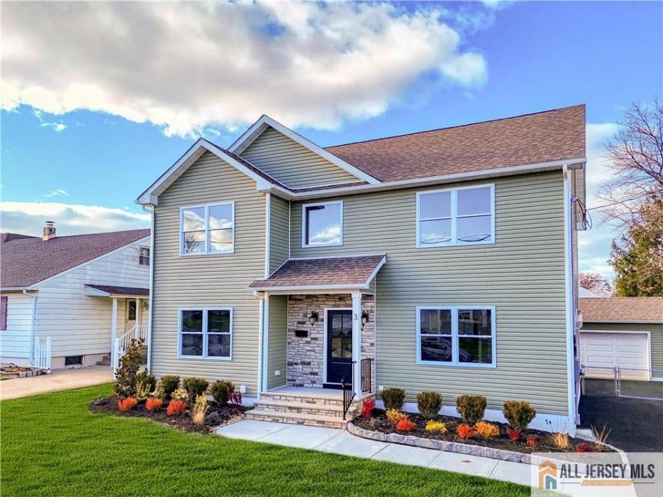 -3 Lyons Street, South River, New Jersey 08882, Stati Uniti