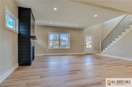 -3 Lyons Street, South River, New Jersey 08882, Stati Uniti