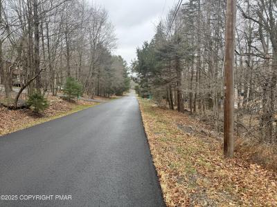 Crest View Dr 45 aka Birch, Blakeslee, Pennsylvania 18610