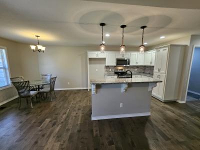 1103 Amanda Ave, Monett, Missouri 65708, Amerika Birleşik Devletleri