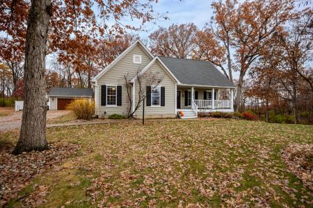 2 Day Springs Lane, Litchfield, Illinois 62056, USA