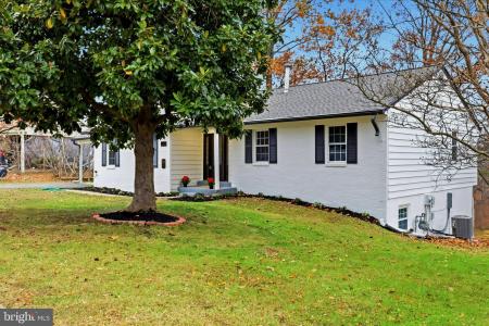 6112 Redwood Lane, Alexandria, Virginia 22310