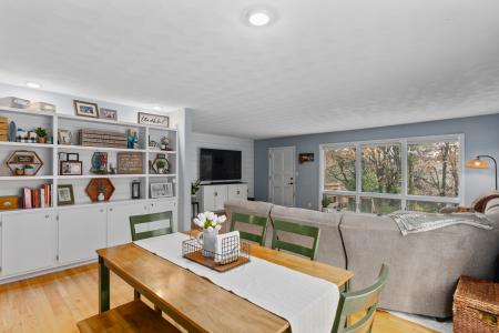 832 Independence, Springfield, إلينوي 62702, الولايات المتحدة