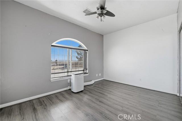 49239 80th Street W, Lancaster, California 93536, Estados Unidos