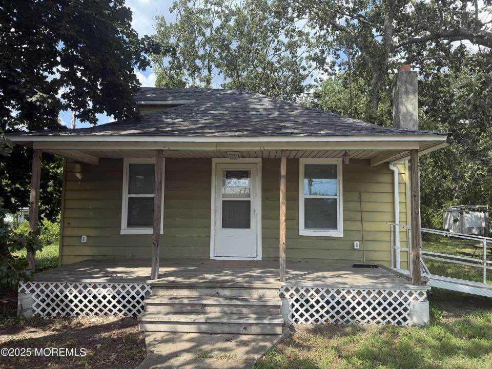 205 Manapaqua Avenue, Lakehurst, Nueva Jersey 08733, Estados Unidos