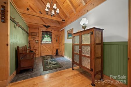 23 Jay Foster Way #22/23, Saluda, North Carolina 28773, HOA KỲ