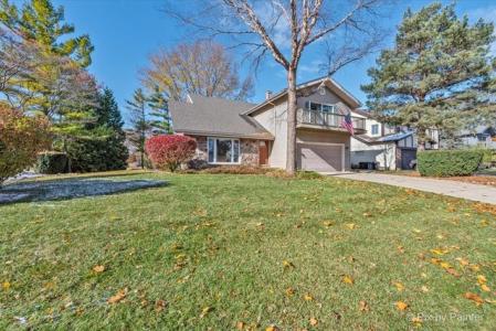 900 Sarasota Ln, Crystal Lake, Illinois 60014