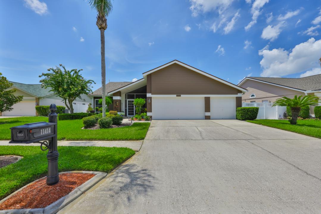11414 Glenmont Dr, Tampa, Florida 33635
