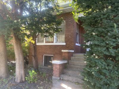 2516 Kenilworth Avenue, Berwyn, Illinois 60402, USA