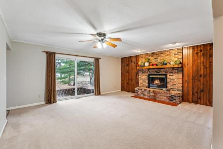 5327 NW 72nd Street, Urbandale, Iowa 50322, Stati Uniti