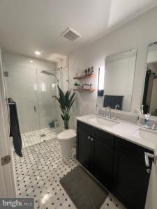 2642 39th Street NW , 2, Washington, Washington D.C. 20007, HOA KỲ