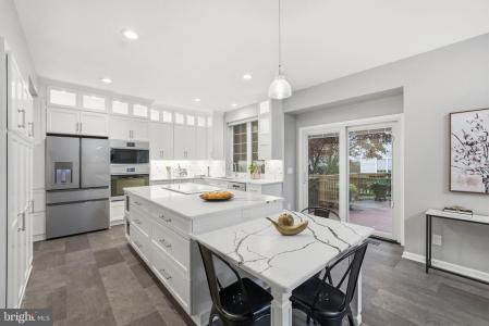 12402 Brown Fox Way, Reston, Virginia 20191, HOA KỲ