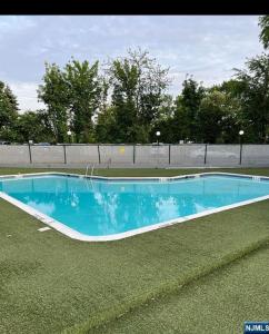 448 River Road, Nutley, New Jersey 07110, USA