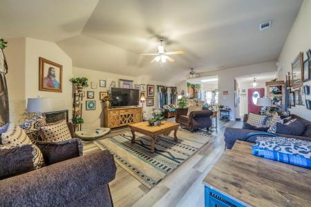 2937 Mayfair Lane, Lancaster, Texas 75134