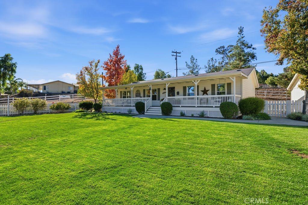 24765 Las Flores Drive, Canyon Lake, California 92587