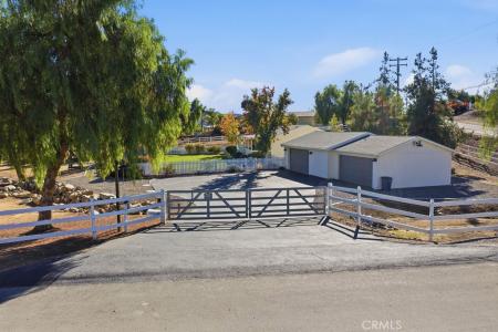 24765 Las Flores Drive, Canyon Lake, California 92587