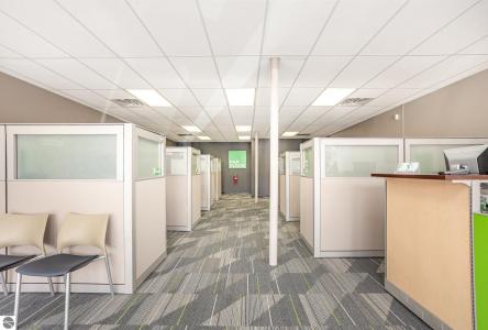 128 W Superior Street, Alma, Мичиган 48801, Соединенные Штаты