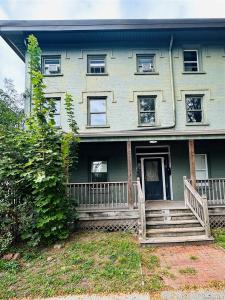 78 Garden Street unit: B, Poughkeepsie, NY 12601, USA