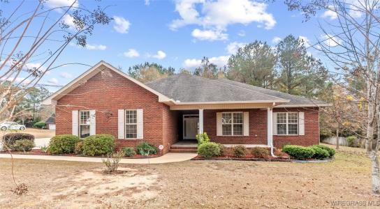 264 Plantation Way, Ozark, Alabama 36360