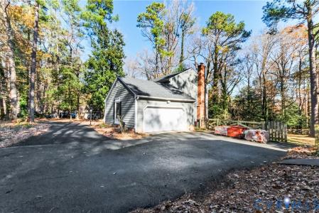 2331 Hicks Rd, North Chesterfield, 弗吉尼亚州 23235, 美国