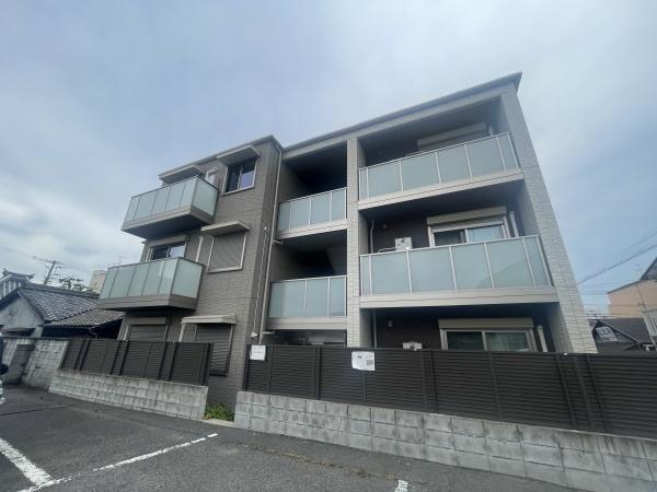 鳳東町４丁, ハイツストラッセ2, 堺市西区, Osaka 593-8324, Giappone