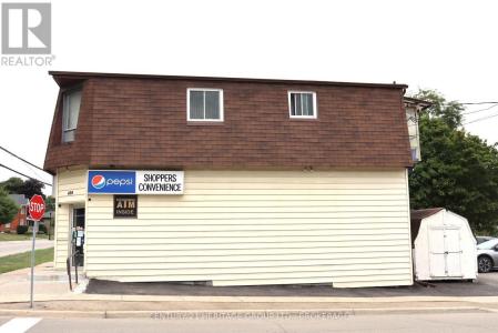 400 KING STREET WEST, Gananoque, Ontario K7G 2G9, Canada
