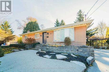 22 WINLAW PLACE, Markham (old Markham Village), أونتاريو L3P 2C6, كندا