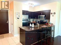 208 ENFIELD PLACE EAST, Mississauga (city Centre), אונטריו L5B 0B8, קנדה 