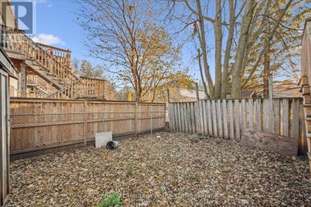 126 FORFAR STREET EAST, Centre Wellington (fergus), Ontario N1M 1B2, Canada