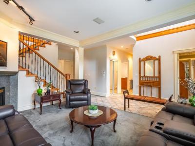 10419 WILTSHIRE BOULEVARD, Delta, British Columbia V4C 8G6, Canada