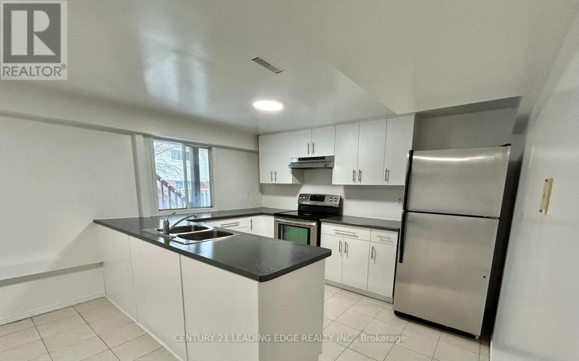220 HUPFIELD TRAIL, Toronto (morningside), 安大略省 M1B 4L8, 加拿大