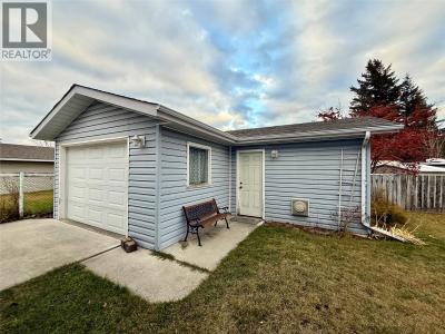 800 24TH AVENUE NORTH, Cranbrook, קולומביה הבריטית V1C 6G8, קנדה