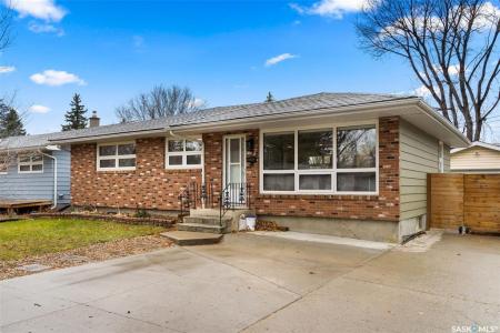 97 DARKE CRESCENT, Regina, Saskatchewan S4S 3Y1, Canada