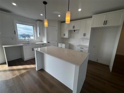 69 HARVEST BAY, Blumenort, Manitoba R5G 2X3, Canadá