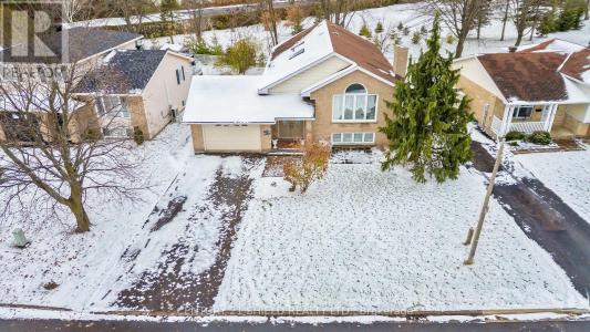 34 WELLINGTON STREET EAST, Cornwall, Ontario K6H 6E5, Canada