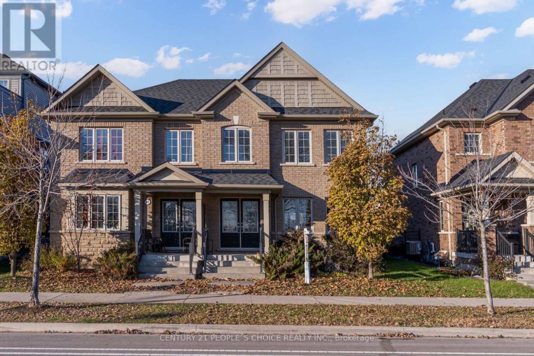 166 BRITANNIA AVENUE, Oshawa (windfields), オンタリオ L1L 0G9, カナダ