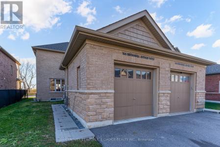 166 BRITANNIA AVENUE, Oshawa (windfields), オンタリオ L1L 0G9, カナダ