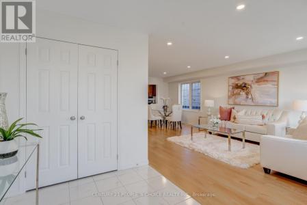 166 BRITANNIA AVENUE, Oshawa (windfields), オンタリオ L1L 0G9, カナダ