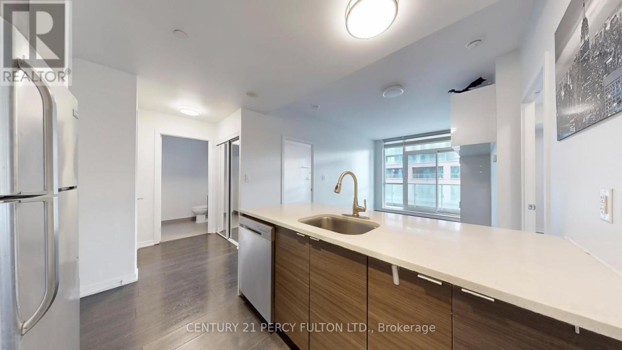 62 FOREST MANOR ROAD, Toronto (henry Farm), Ontario M2J 0B6, Canada