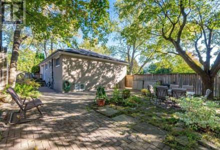 30 FOREHT CRESCENT, Aurora (aurora Heights), Ontario L4G 3E8, Canadá