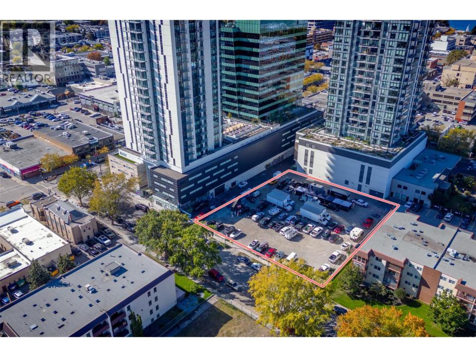 1464-1476 BERTRAM STREET, Kelowna, 브리티시 컬럼비아주 V1Y 2G3, 캐나다