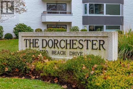 1370 BEACH DRIVE, Oak Bay, British Columbia V8S 2N6, Canada