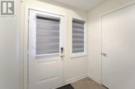 590 NORTH SERVICE ROAD, Hamilton (stoney Creek), Ontario L8E 0K5, Canada