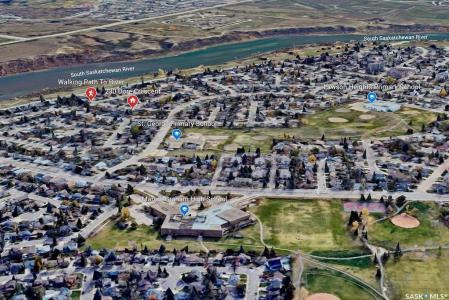 230 DORE CRESCENT, Saskatoon, Saskatchewan S7K 4X9, Canada